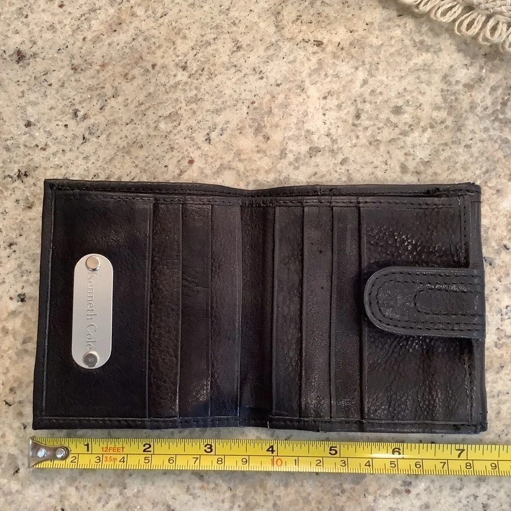 Kenneth Cole Black Billfold Wallet